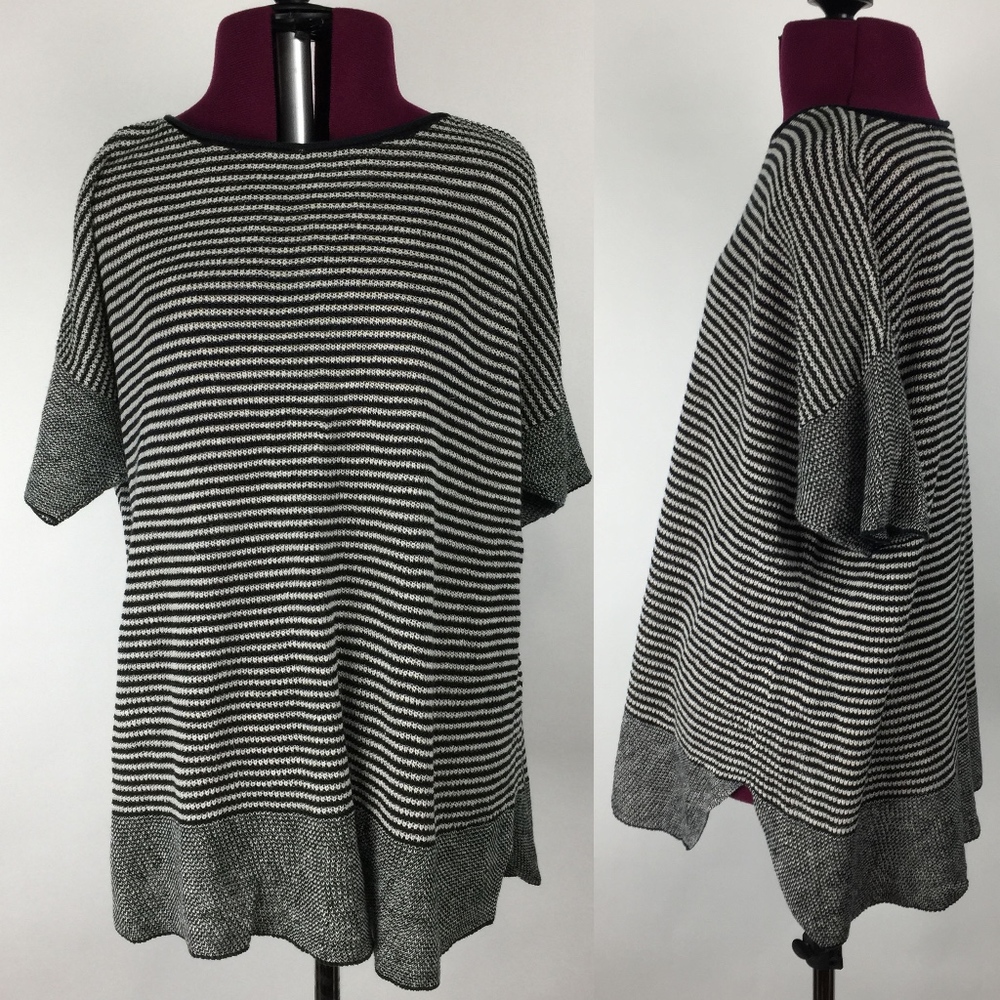 Eileen Fisher Black & White Short Sleeve Sweater M